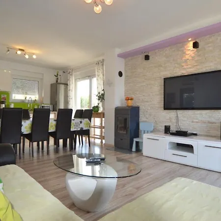 Family Friendly House With A Swimming Pool Kurili, Istria - Sredisnja Istra - 20876 Holiday home Kanfanar