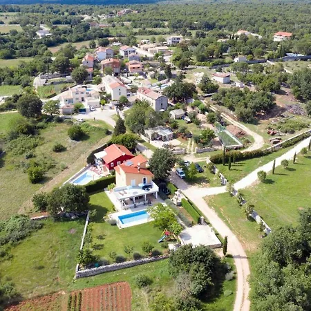 Holiday home Family Friendly House With A Swimming Pool Kurili, Istria - Sredisnja Istra - 20876 *
